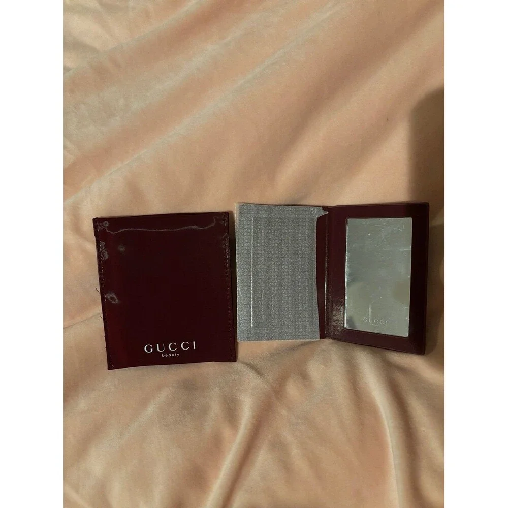 Gucci hand mirror with case - Picture 1 of 5